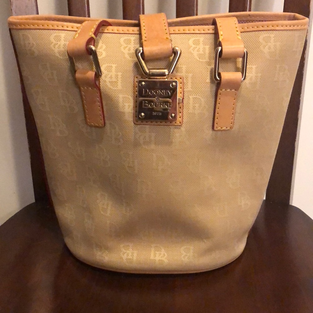 Dooney & Bourke Cream/Tan Signature Bucket Purse